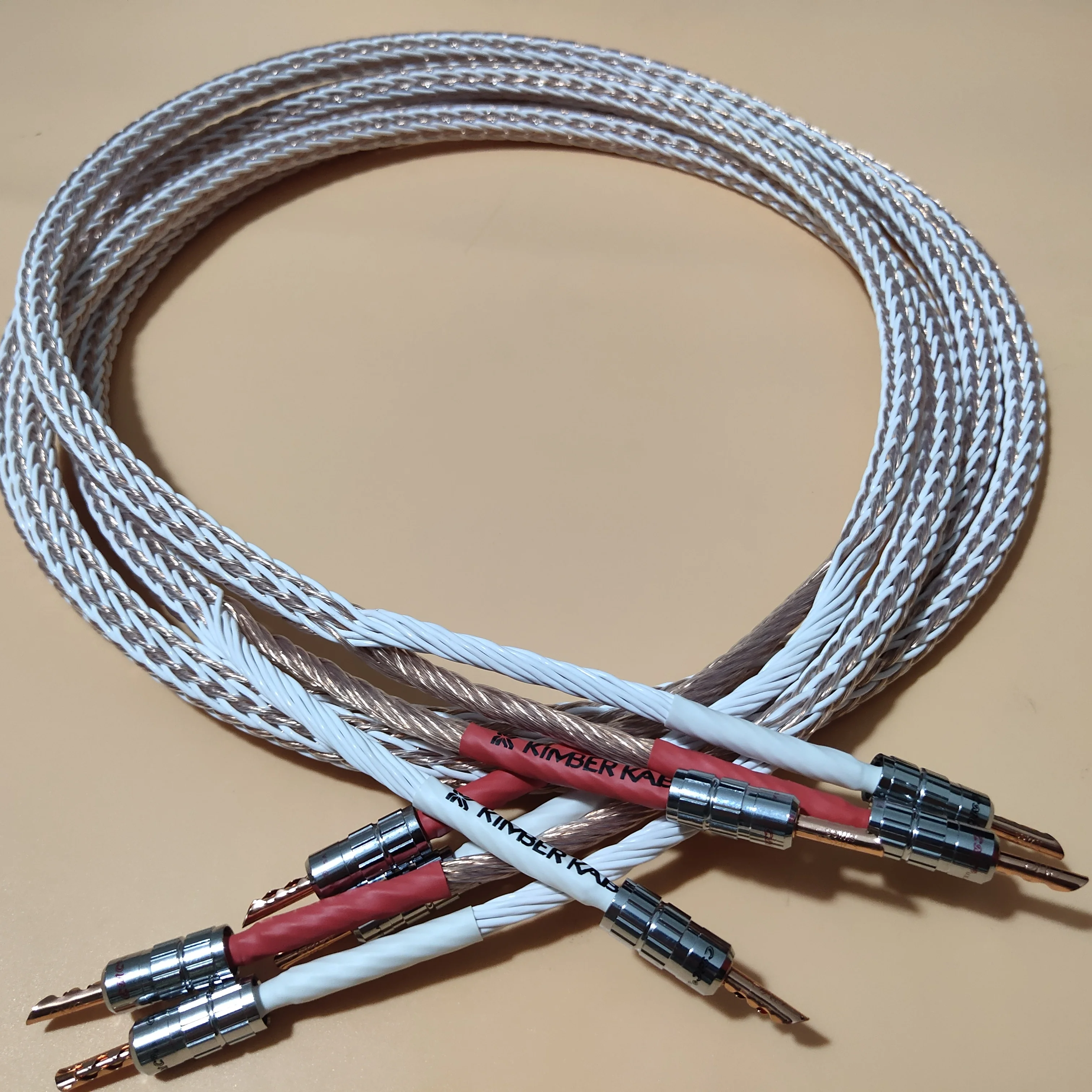 Hi fi кабель. Hi fi кабель. Акустические провода для колонок банан. Цап шнур. Провода для усилителя.