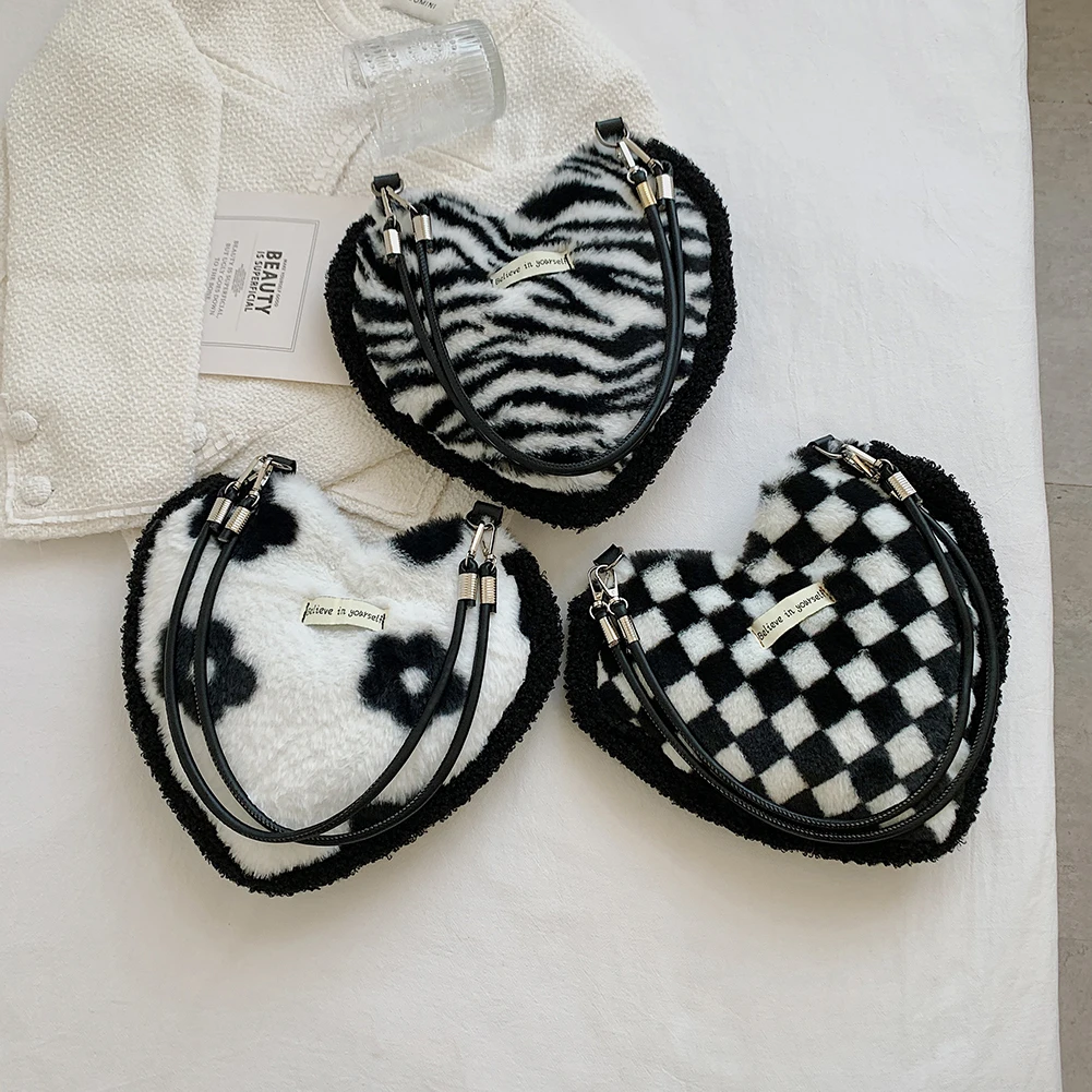 

Women Heart Shape Plush Fur Handbag Autumn Winter Warm Lady Small Top-handle BagFluffy All-match Phone Bags