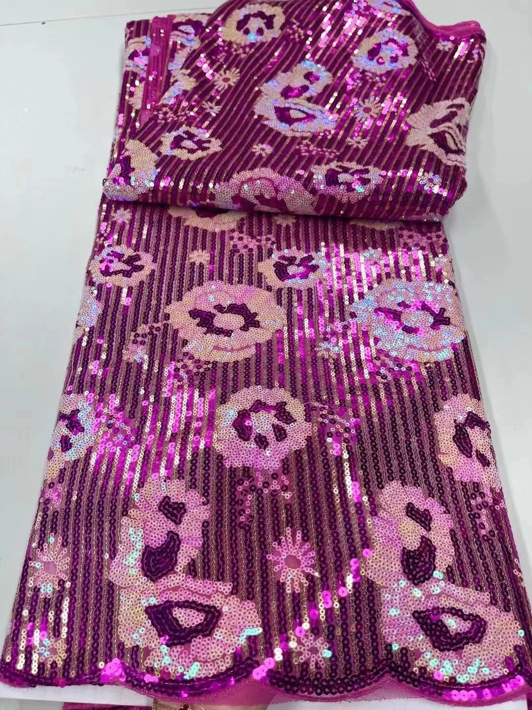 

Latest Nigerian Net Lace Fabric With Sequins 2022 High Quality Lace African Lace Fabric For Wedding Dress French Net Lace