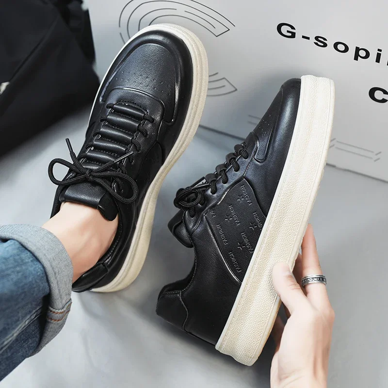 Обувь для скейтборда мужчин. Модные белые туфли. Мягкие и удобные. Износостойкие