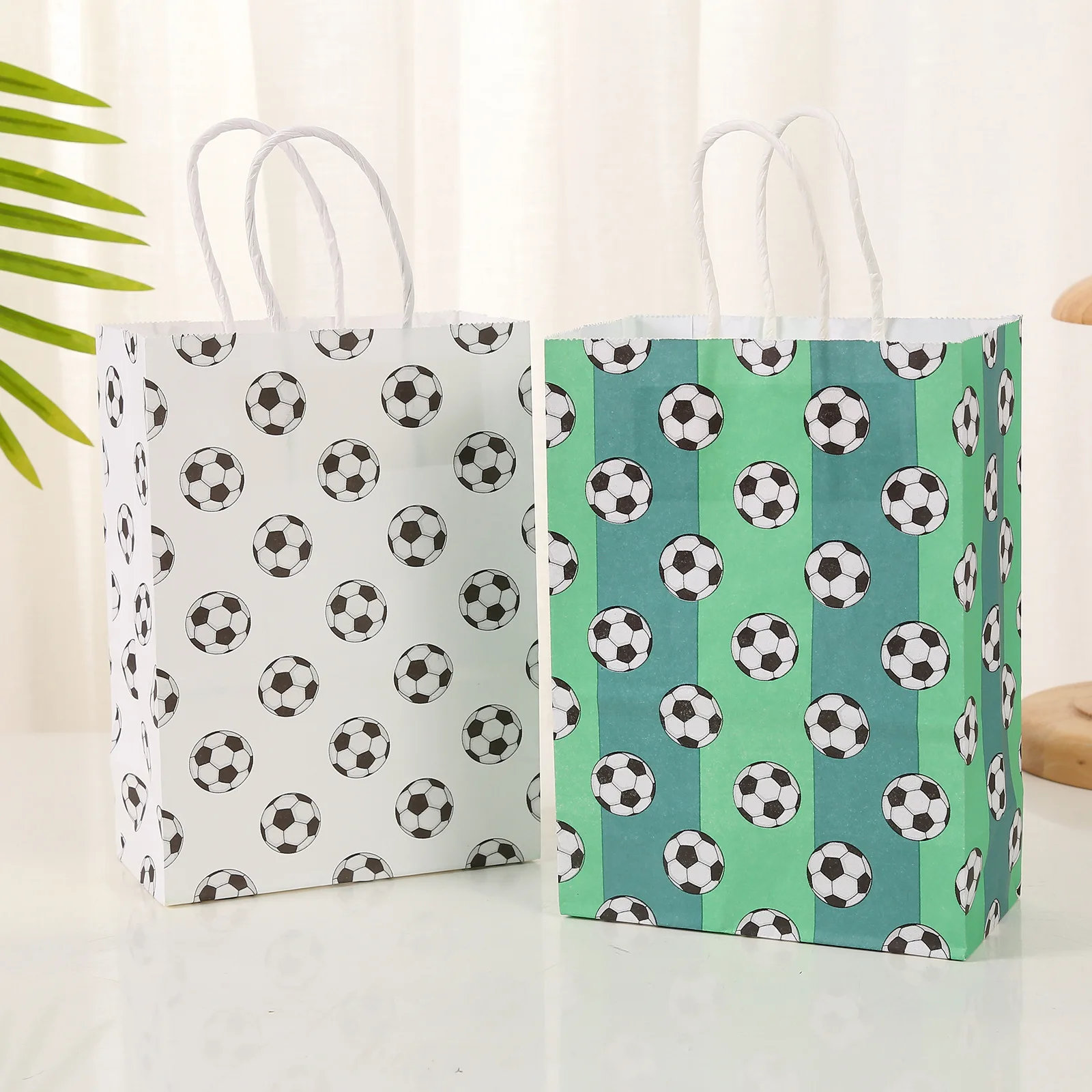 

5PCS Creative Football Gift Bags 3 Styles Leather Bag Sports Theme Parti Happy Football Birthday Party Supplies Kids Favor
