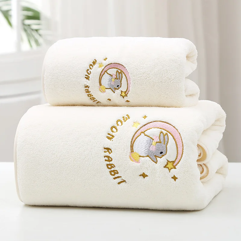 

Coral Velvet Thickened Bath Towel Absorbent Beach Blanket
