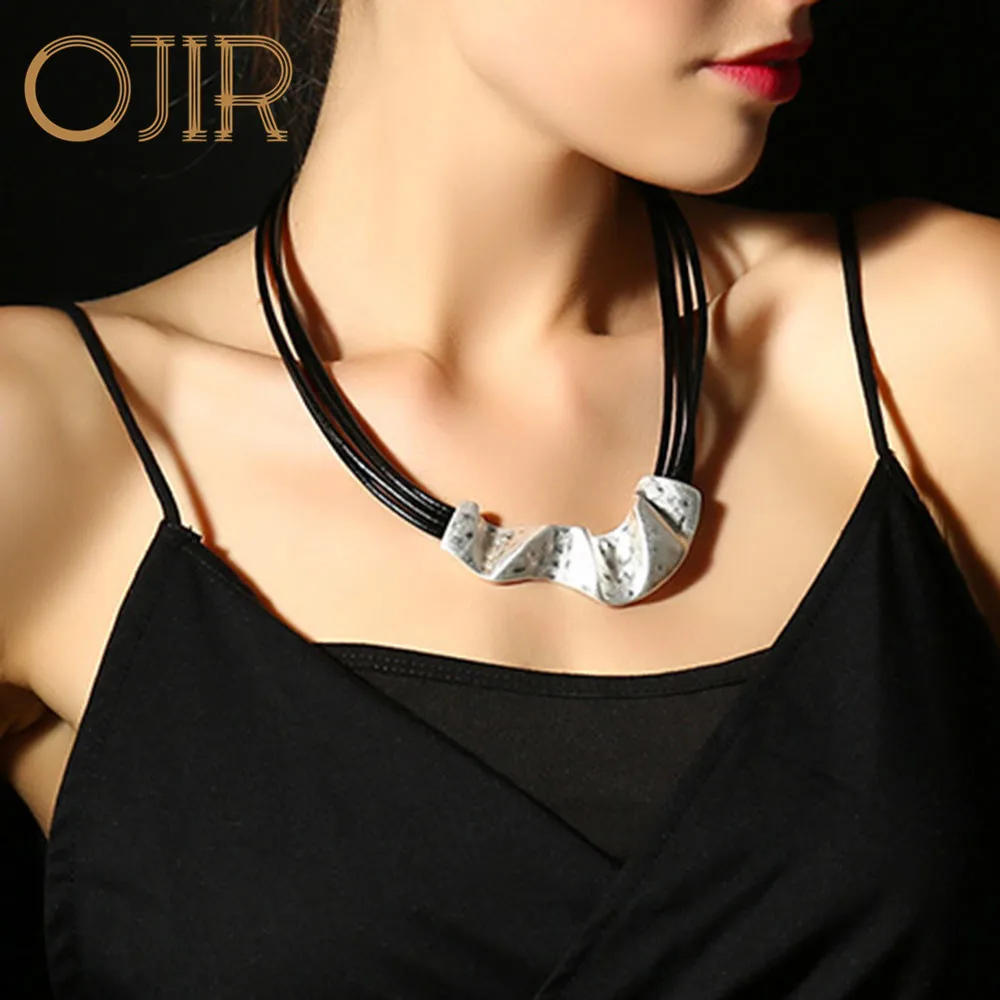 

Silver Chokers Pendant Statement Jewelry for Women New in Leather Necklace Korean Fashion Necklaces 2023 Items Beauty Accessory