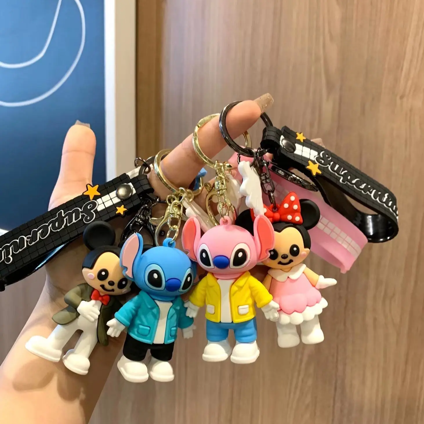 

Cartoon Dress Up Sweater Stitch Keychain Mickey Mouse Car Keyring Pendant Bag Ornament Small Gift Children's Toys