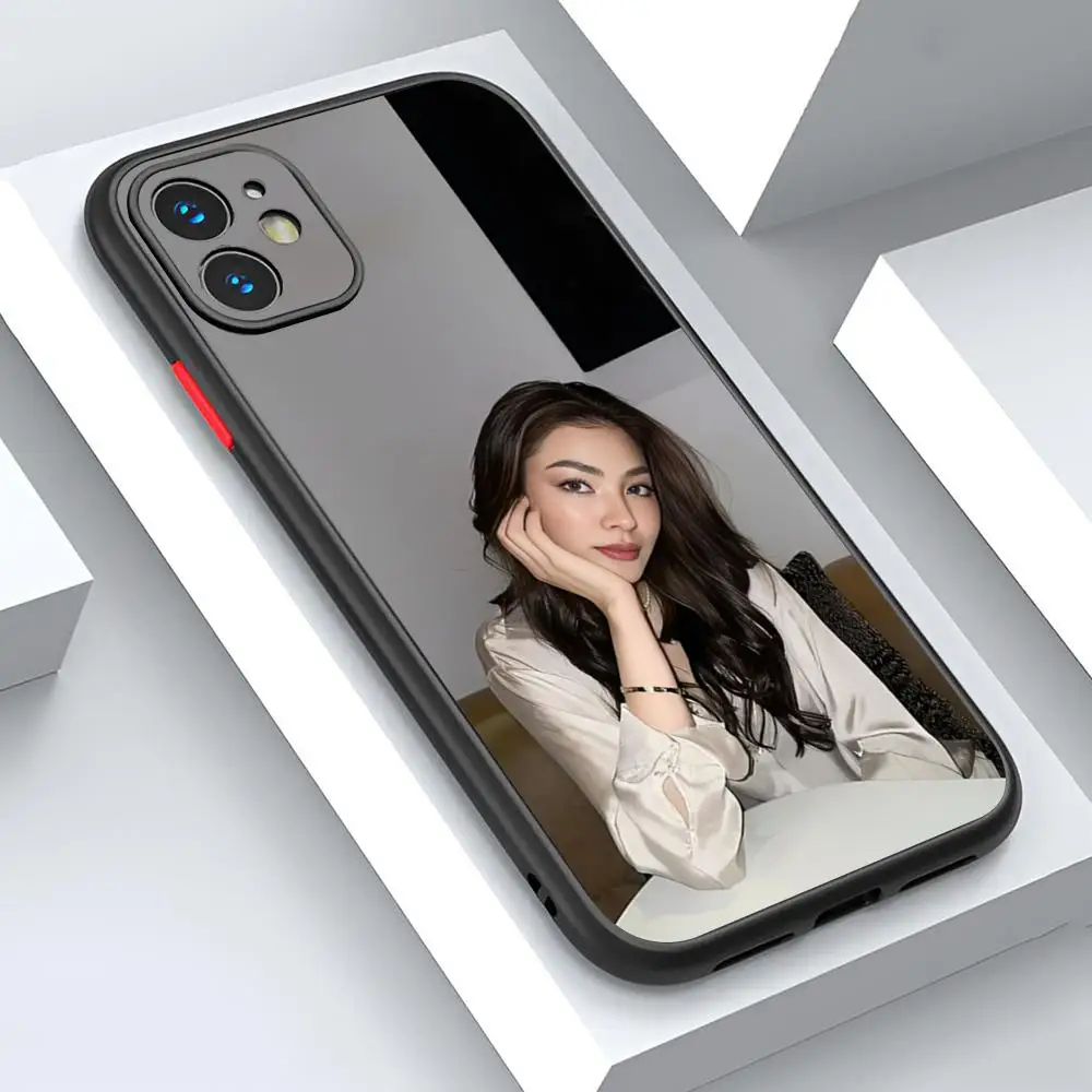 Чехол для телефона Actor Faye P-Peraya M-Malisorn Iphone 16-11 Pro Max Xr X Xs 8 7 Plus черный цвет чехол на