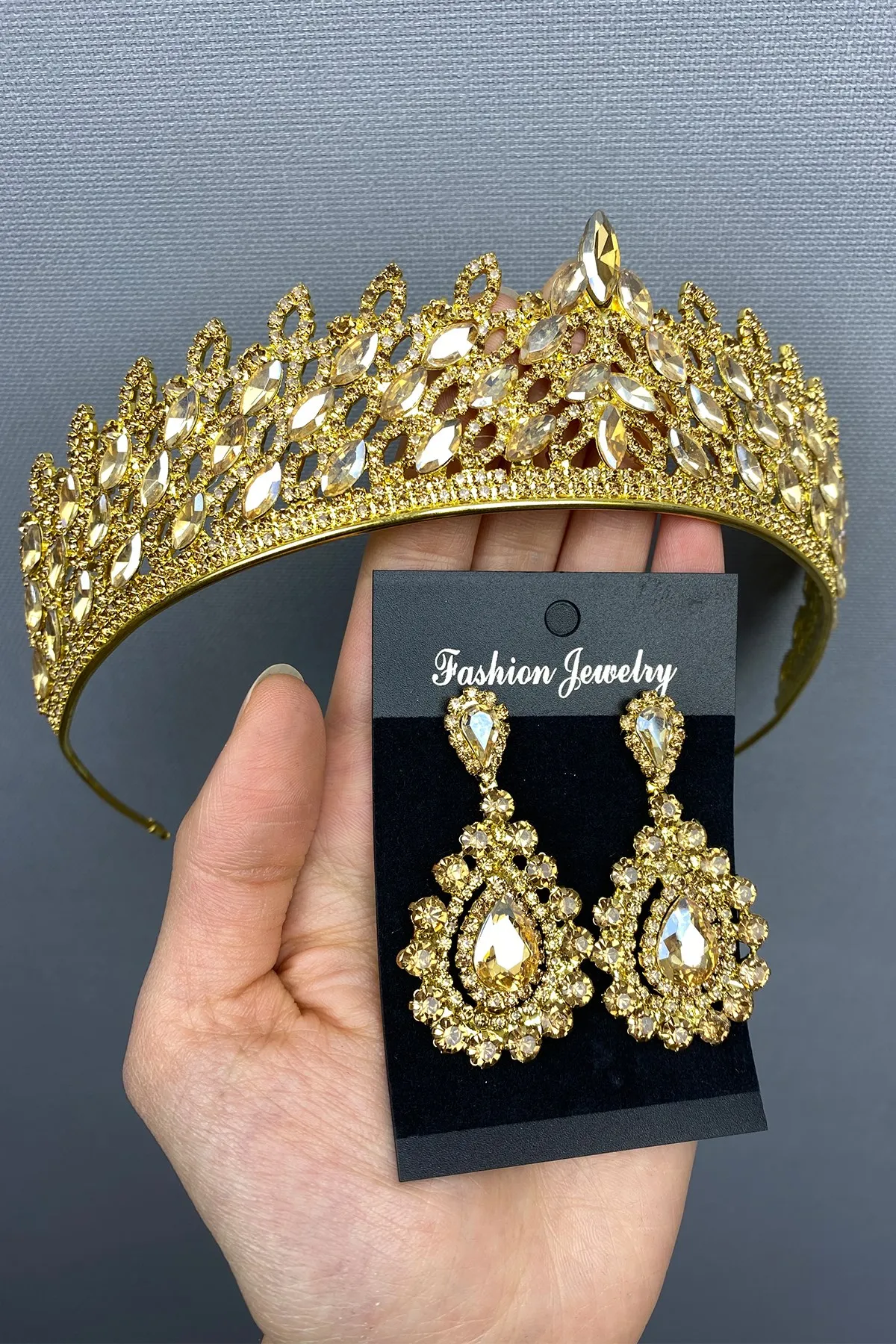 

Набор из короны и сережек с хной Mia Bridal