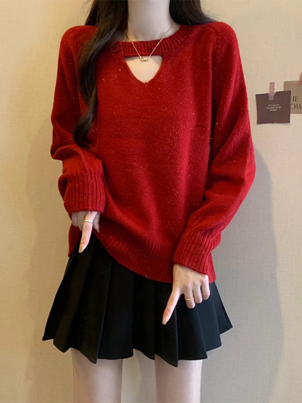 Полый красный свитер женский осень-зима 2024 Новое поступление большие размеры