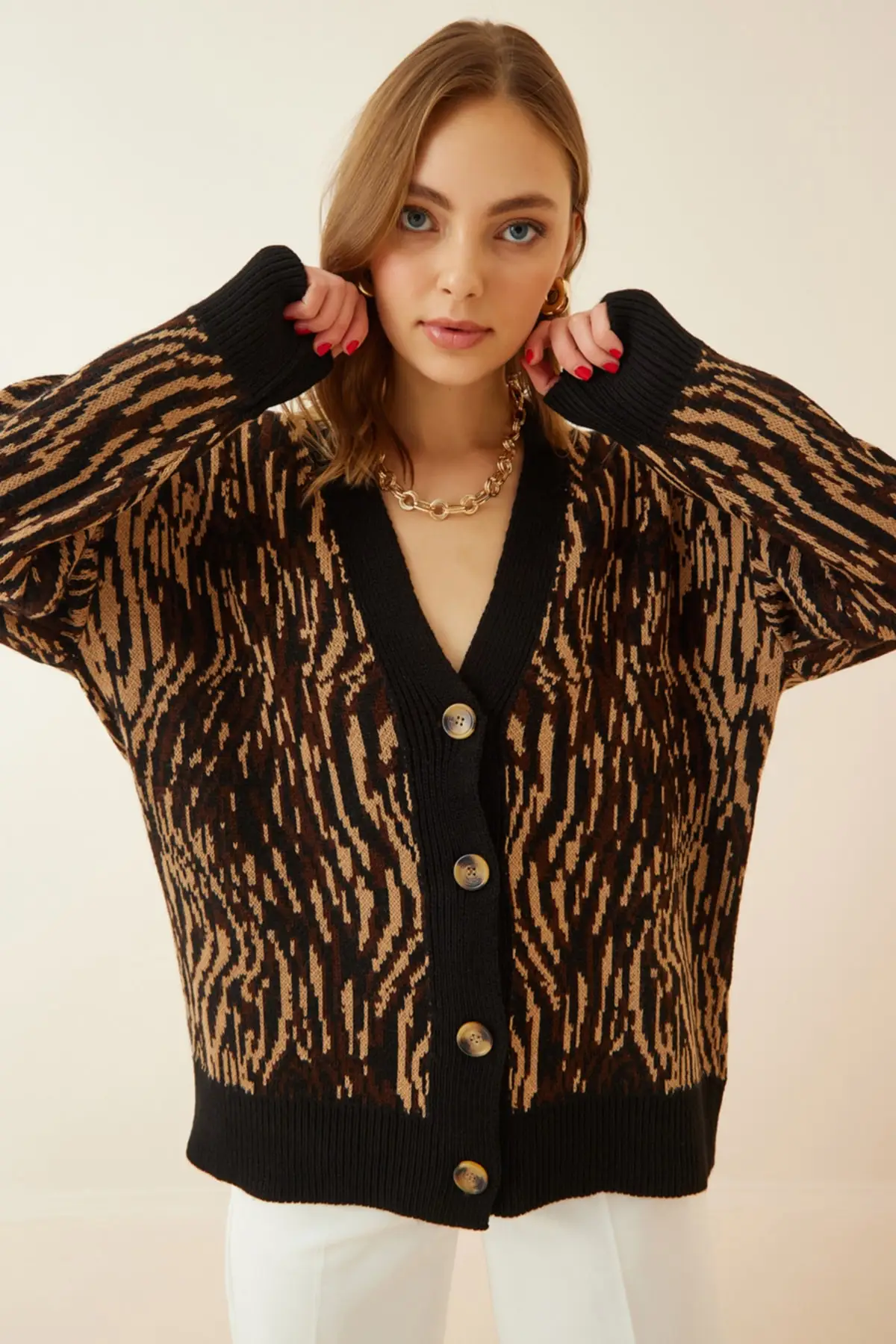 

Women's Cardigan Black Patterned V-Neck Oversize sportswear Casual Knitted Quality Fashion Sweaters Loose Jumper