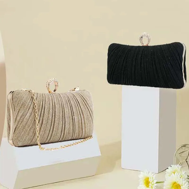 

Elegant Women Glitter Evening Clutch Purses Pleated Party Bag for Bridal Wedding Party with Rhinestone Ring Metal Chain Handbag