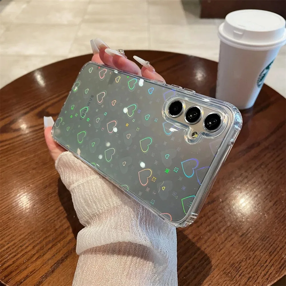 Фото Прозрачный чехол с лазерным градиентом и сердечками для Samsung Galaxy S26 Ultra, S25, S24 Ultra, S23 FE, S22 Plus, S26+, A55, A35, S25FE – милый дизайн №4