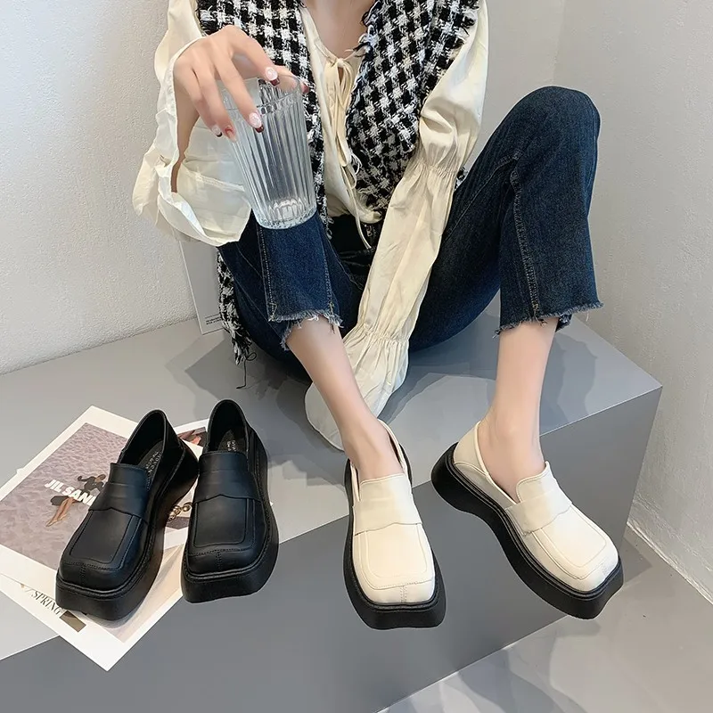 

Женские кожаные туфли на толстой подошве, белые брендовые Лоферы без застежки, повседневная обувь на платформе, для весны, 2023