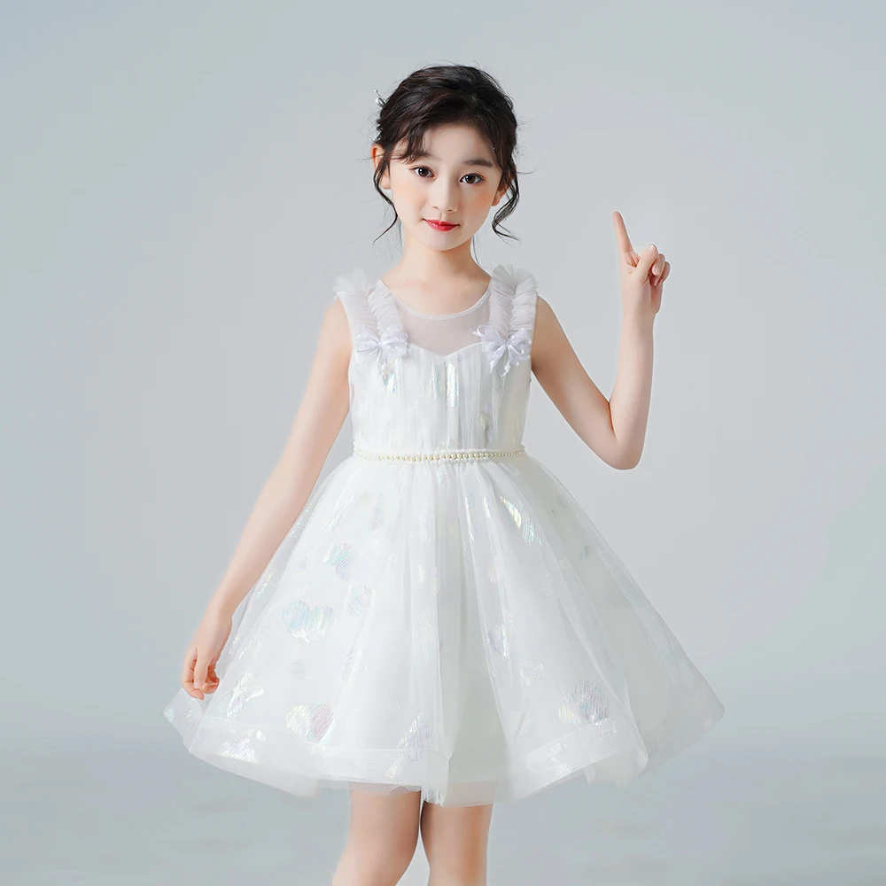 Детское платье-пачка без рукавов с жемчугом |