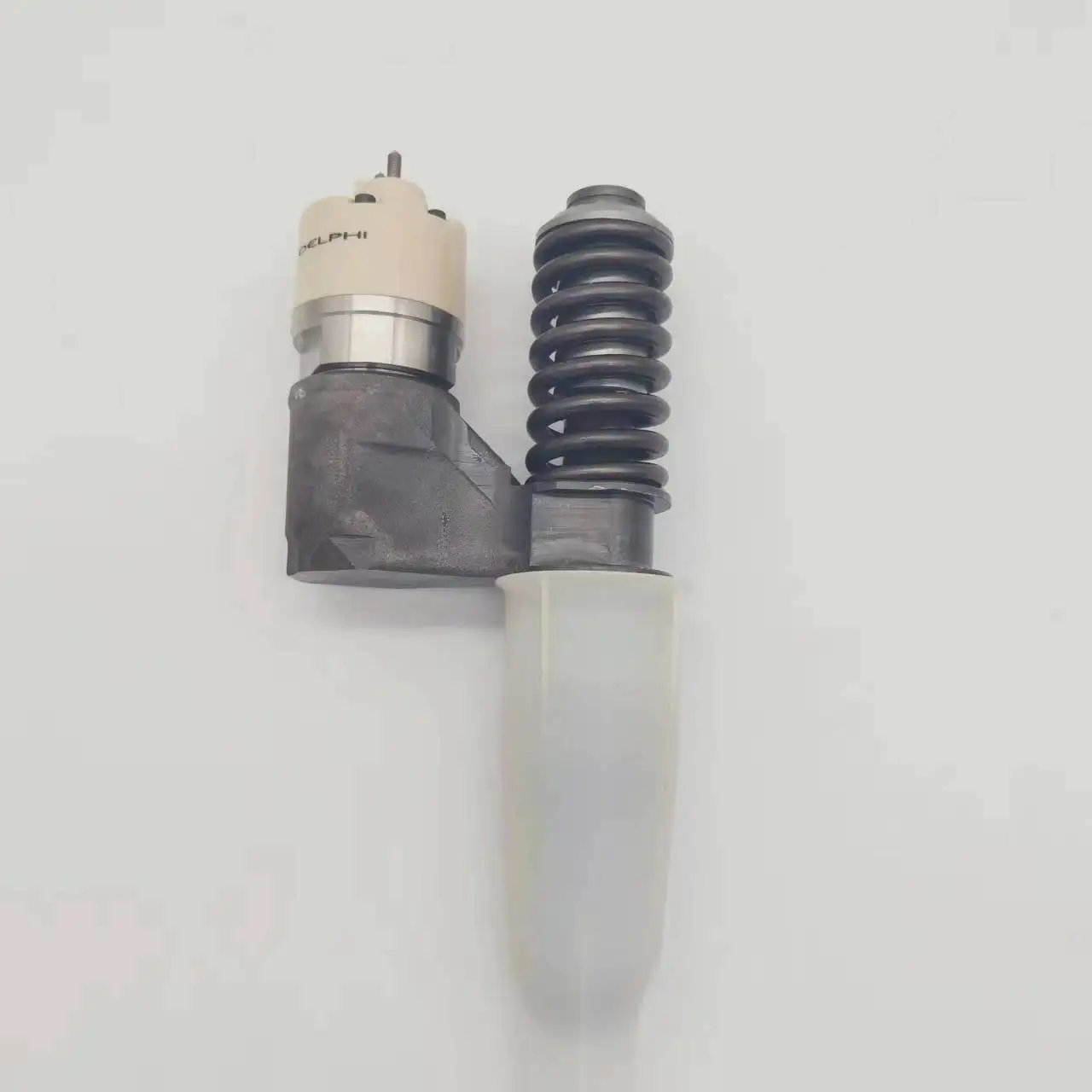 VOLVO EC360B-EC460B топливный инжектор