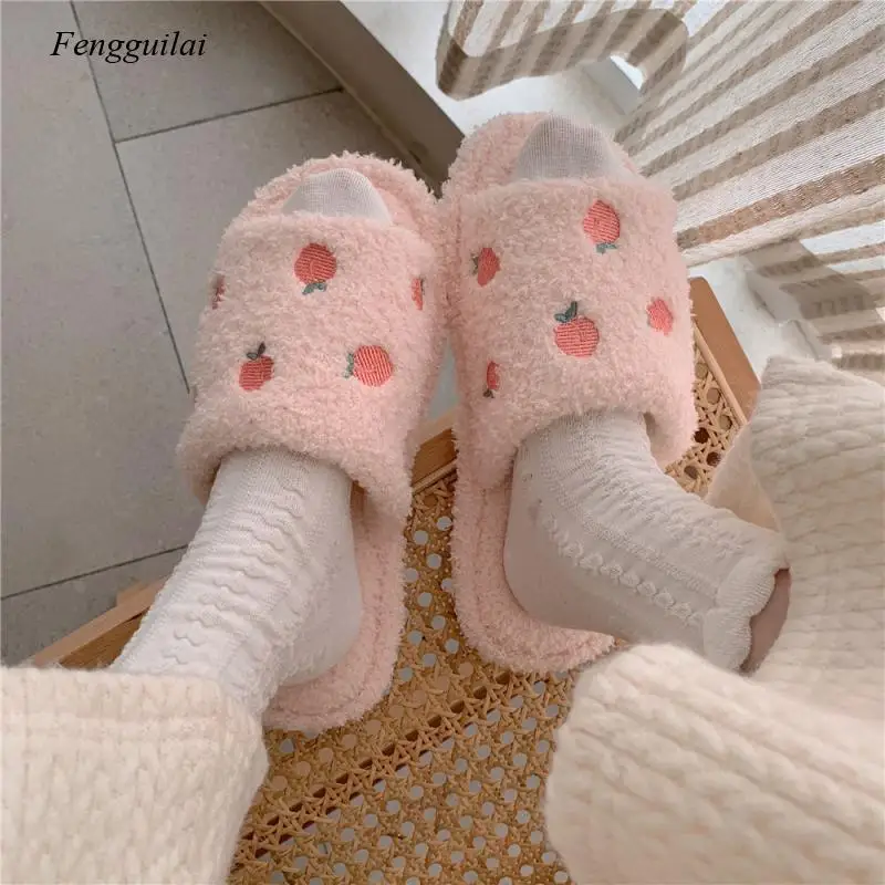 2022 Cute Cartoon Peach Plush Women Slippers Winter Home Warm Furry Footwear New Fashion Autumn House Slides Female Flip Flops
