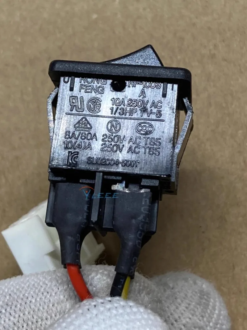 1003 250V1 0A выключатель питания типа корабля 4 Pin с разъемом