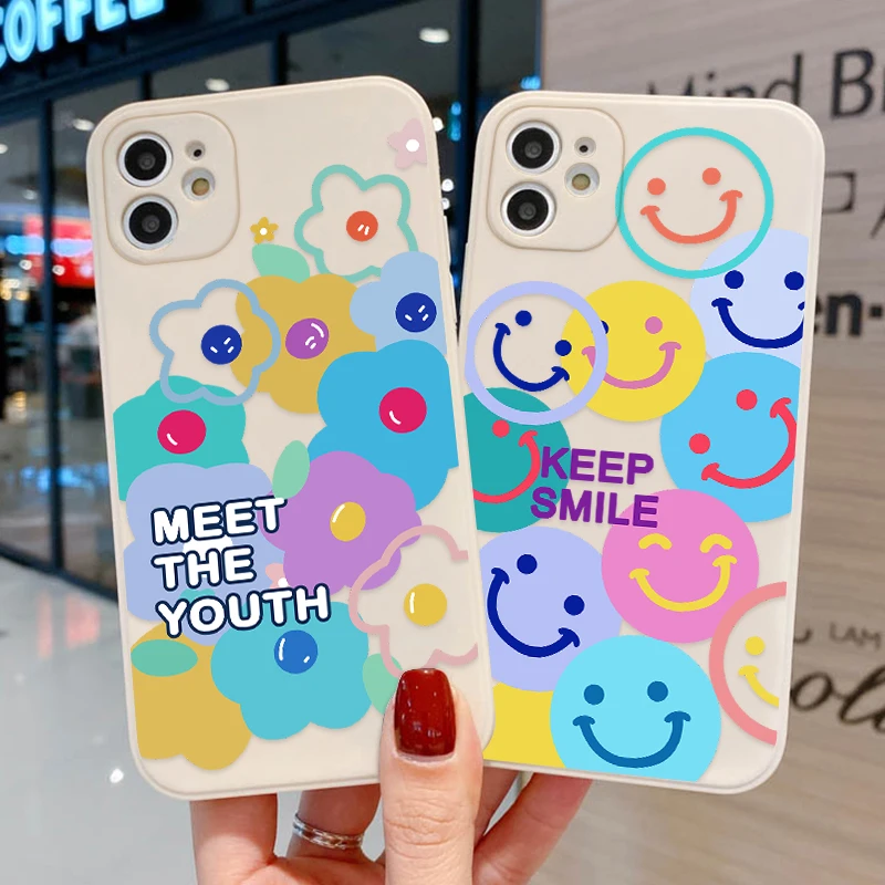 Smile Face Alien Case For iPhone 11 12 13 Pro Max XS XR X 7 8 Plus 6 6S 13 Mini SE 2020 Case Soft Lens Protection Funda iphone11