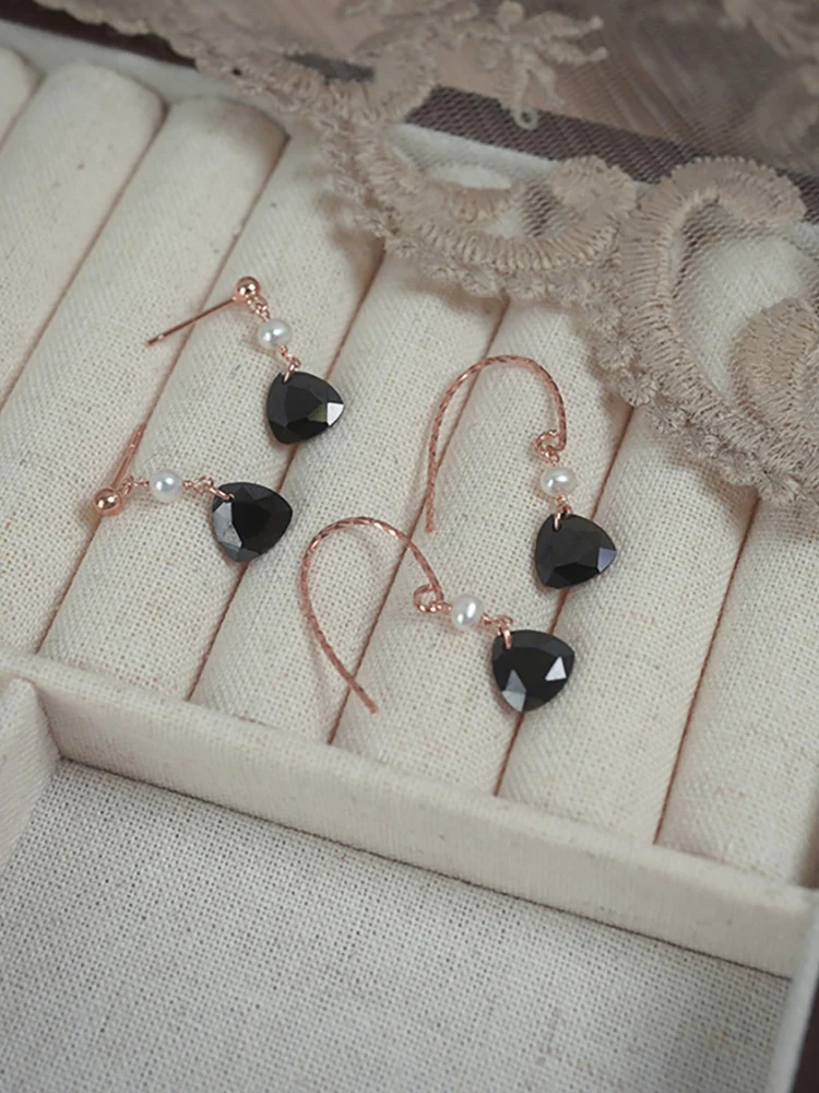 Yeajewel темперамент треугольник черный циркон жемчуг висячие серьги 925 серебряный