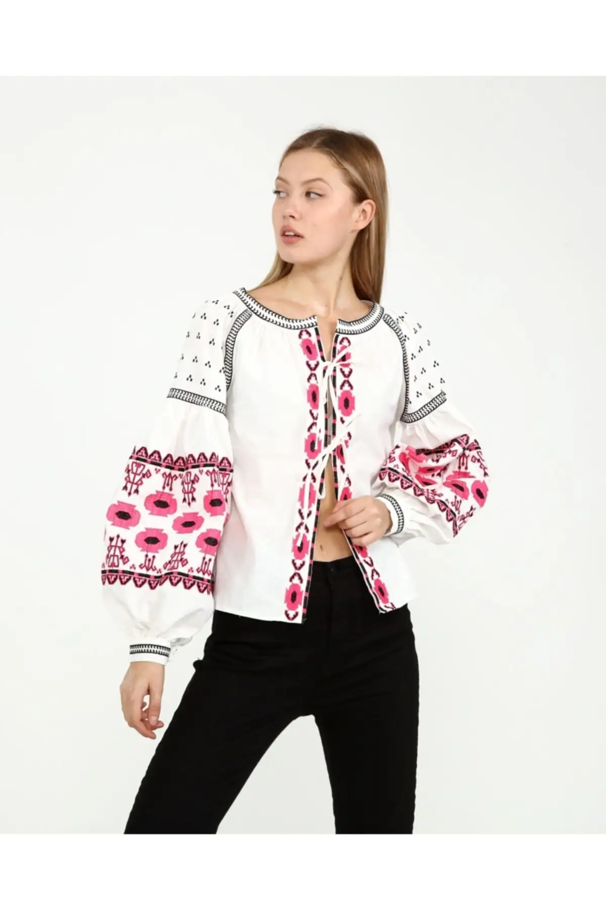 

Women's Cardigan embroidery Tie Balloon Sleeve Cotton Casual Knitted Quality Fashion Cardigan Sweaters Loose Sweater Jumper