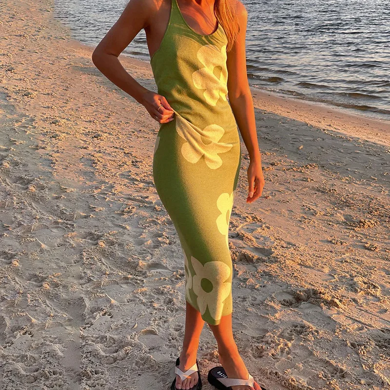 

Женское облегающее трикотажное платье с лямкой на шее, летняя кофта с открытой спиной, пляжные Сексуальные Платья-миди Y2K, женские платья с ц...