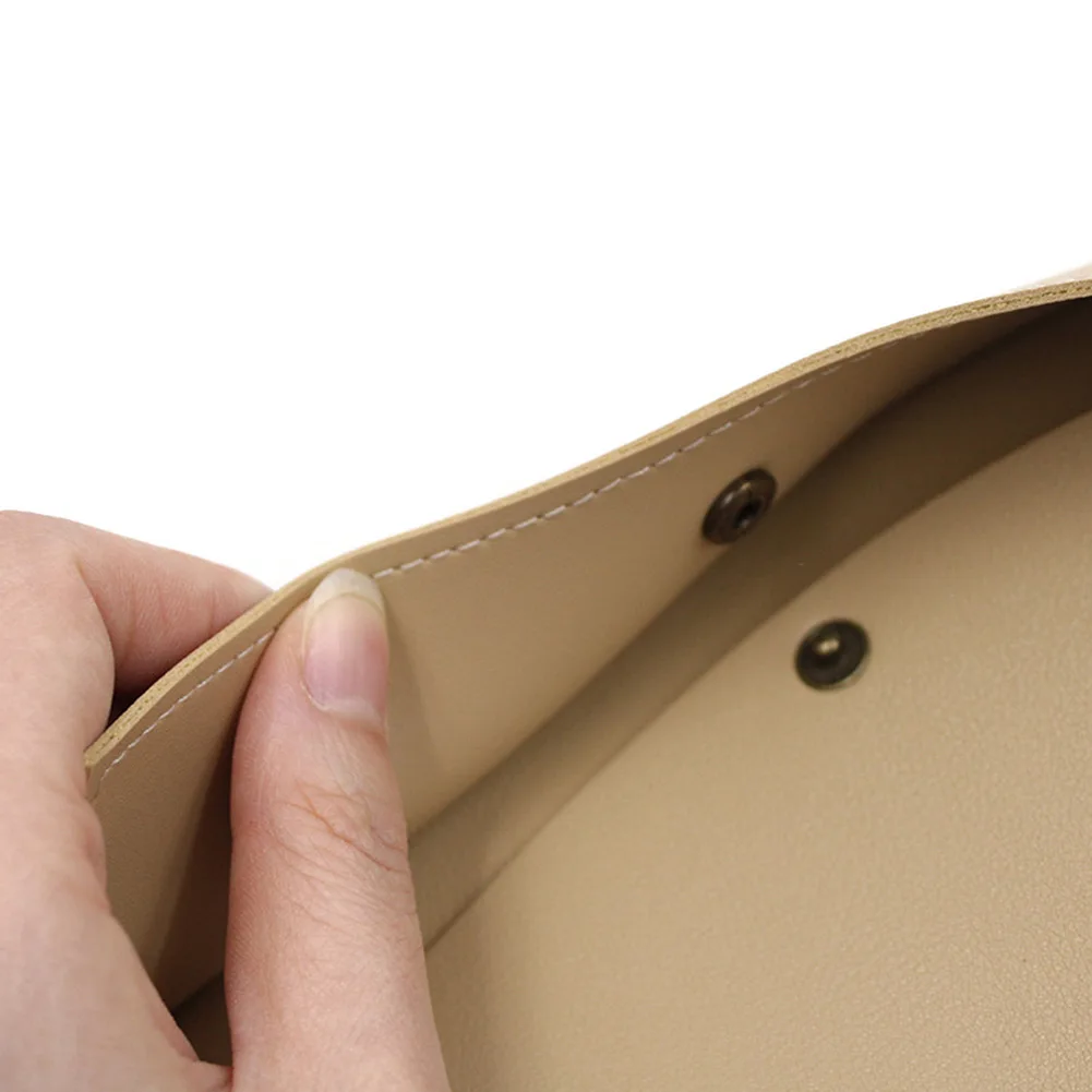 

This Portable and Lightweight PU Leather Bag is Perfect for Storing Coffee Filter Paper and Drip Tips for Travel and Camping