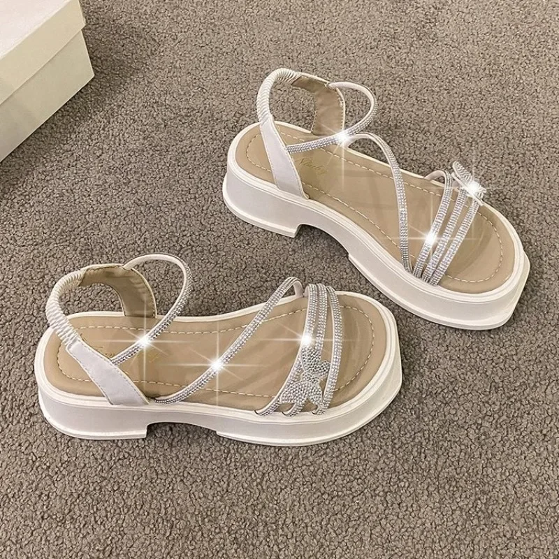 Сандалии женские на толстой подошве увеличивающие рост пляжная обувь Сказочная