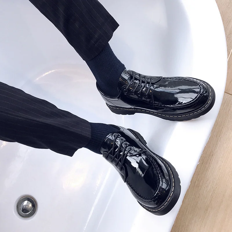 

Мужские маленькие кожаные туфли Весна-Осень 2022, мужские Модные Яркие Кожаные мужские туфли, молодежные универсальные модные туфли для студ...