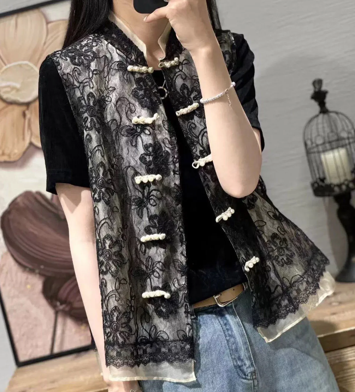 

2023 Women's Clothing New Chinese Style Chinese Style Button Embroidery Vest 0725