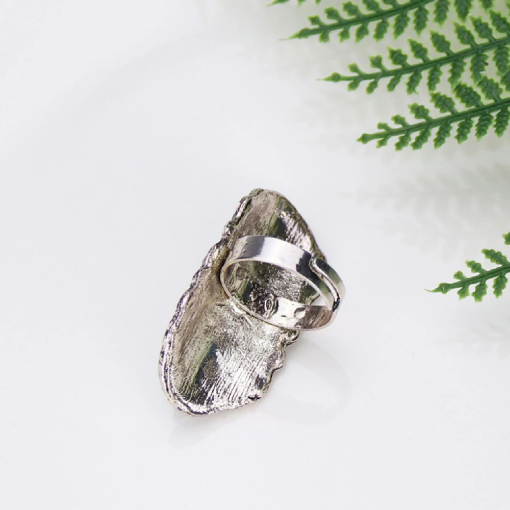 Винтажное серебряное кольцо в тибетском стиле для женщин с зеленым камнем