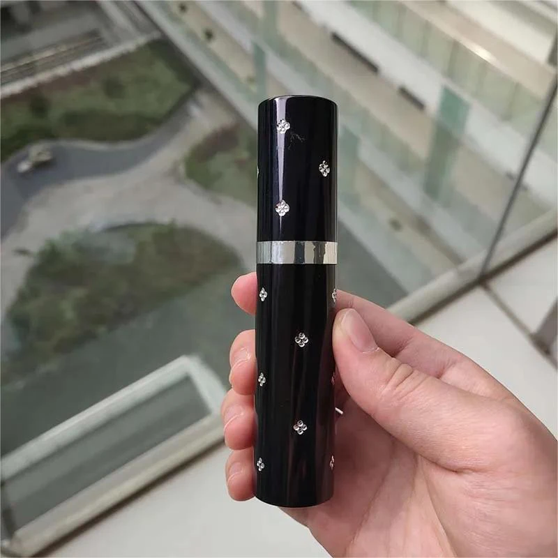 

Vipmok Portable Outdoor Toy Accessories Camping Hiking Fishing Mini Flashlight Evening Party Atmosphere Toys Lipstick Flashlight