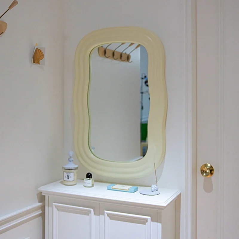 Креативное современное зеркало для ванной комнаты макияжа нерегулярное