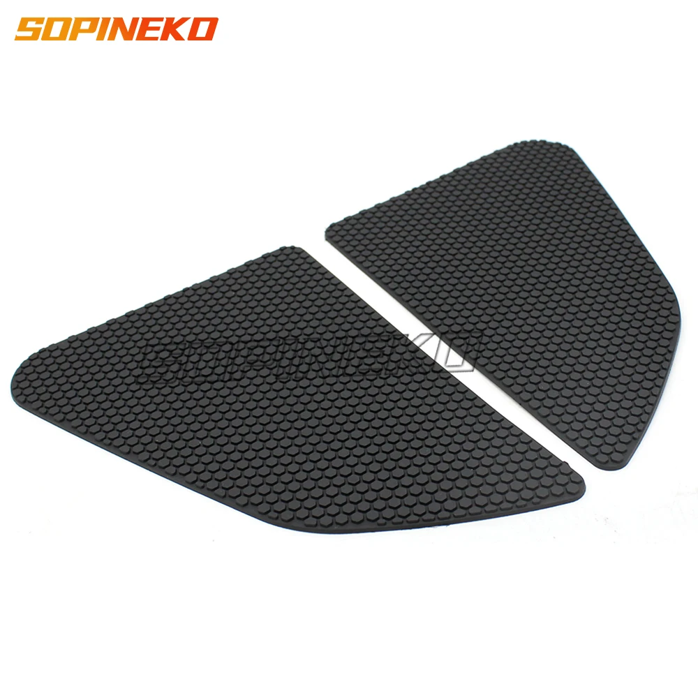 Рисунок 5 - Аксессуары DesertX для мотоцикла