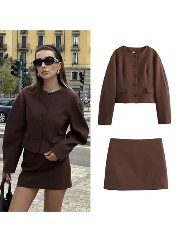 Порно видео асүйде көйлекпен