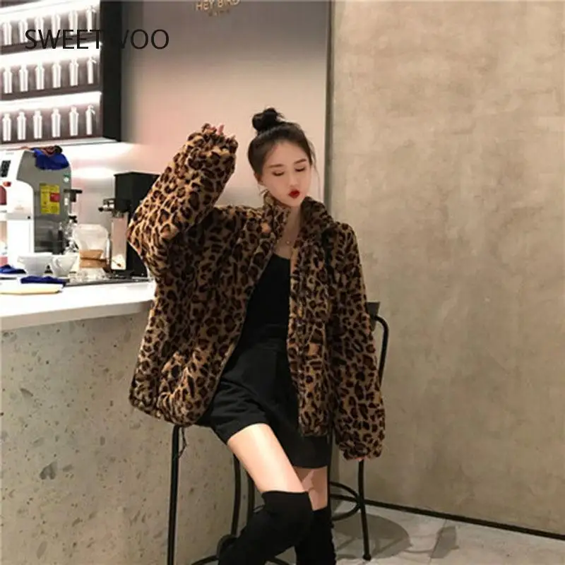 Winter Leopard Print Jacket Women's Stand Collar Warm Parkas Outwear 2021 New Autumn Winter Korean Female Loose Faux Fur Coats