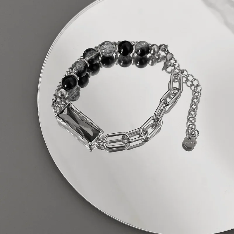 

Niche Design Sense Black Gemstone Beads Senior Sense Bracelet Female Ice Crack Beads Splicing Hundred Match Senior Jewelry