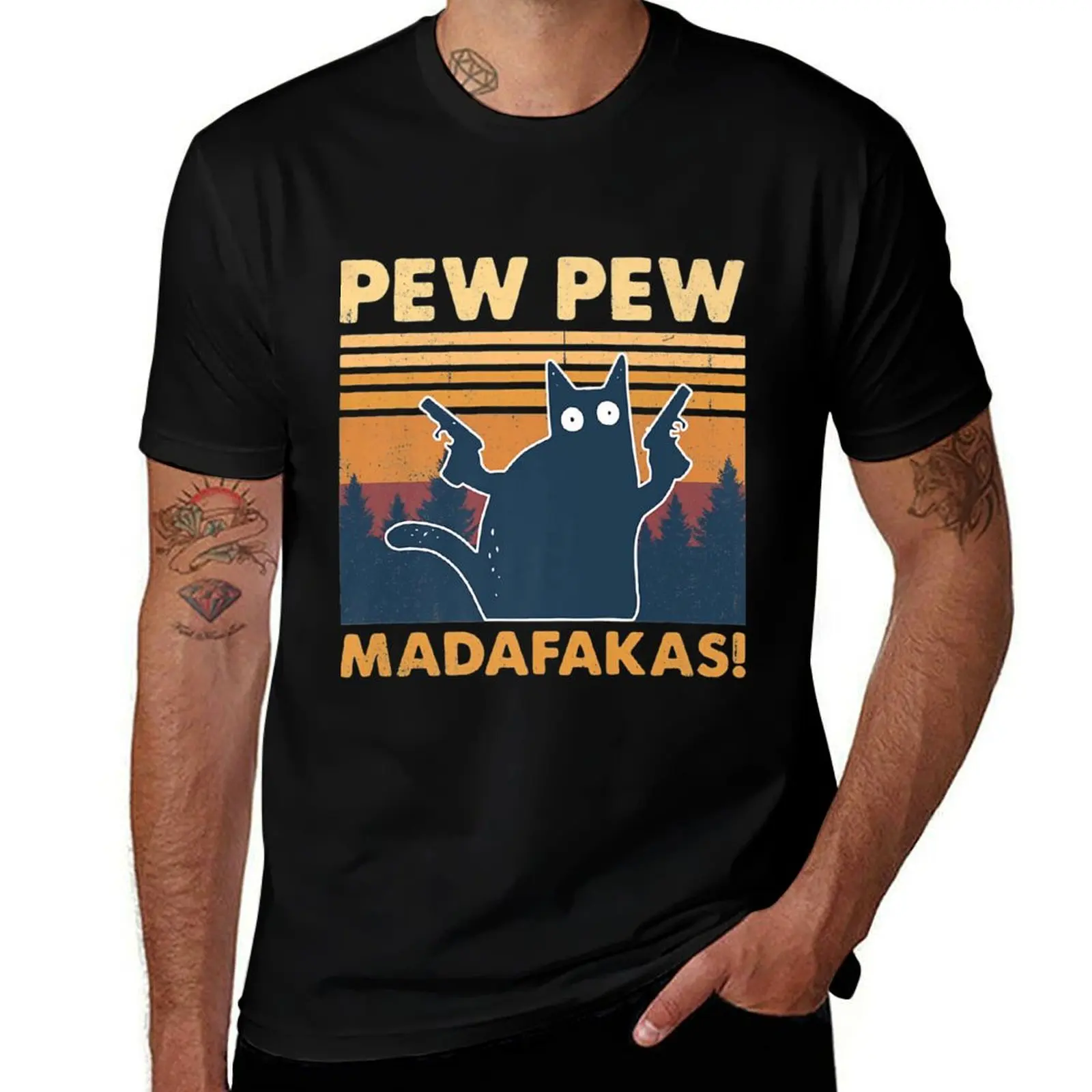 Фото Винтажная футболка Pewpewpew Mada-Fakas Crazy Pew Cat Premium с летним принтом и короткими рукавами №1