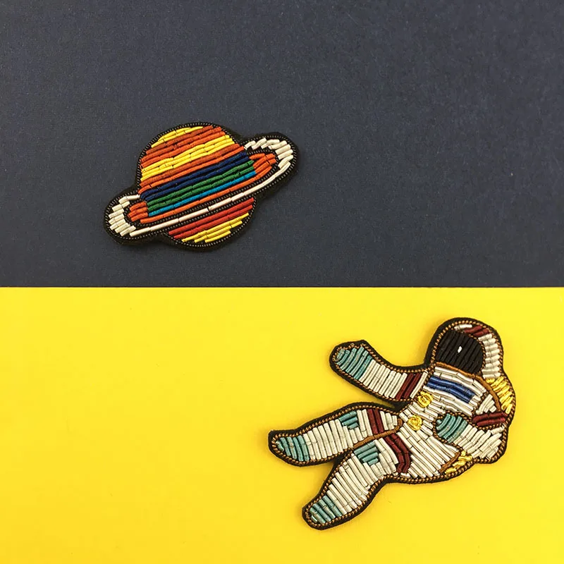 

Шикарный значок индийская шелковая нашивка с ручной вышивкой в виде слитка проволока нашивка заколка на куртку сумка шляпу декоративная ап...