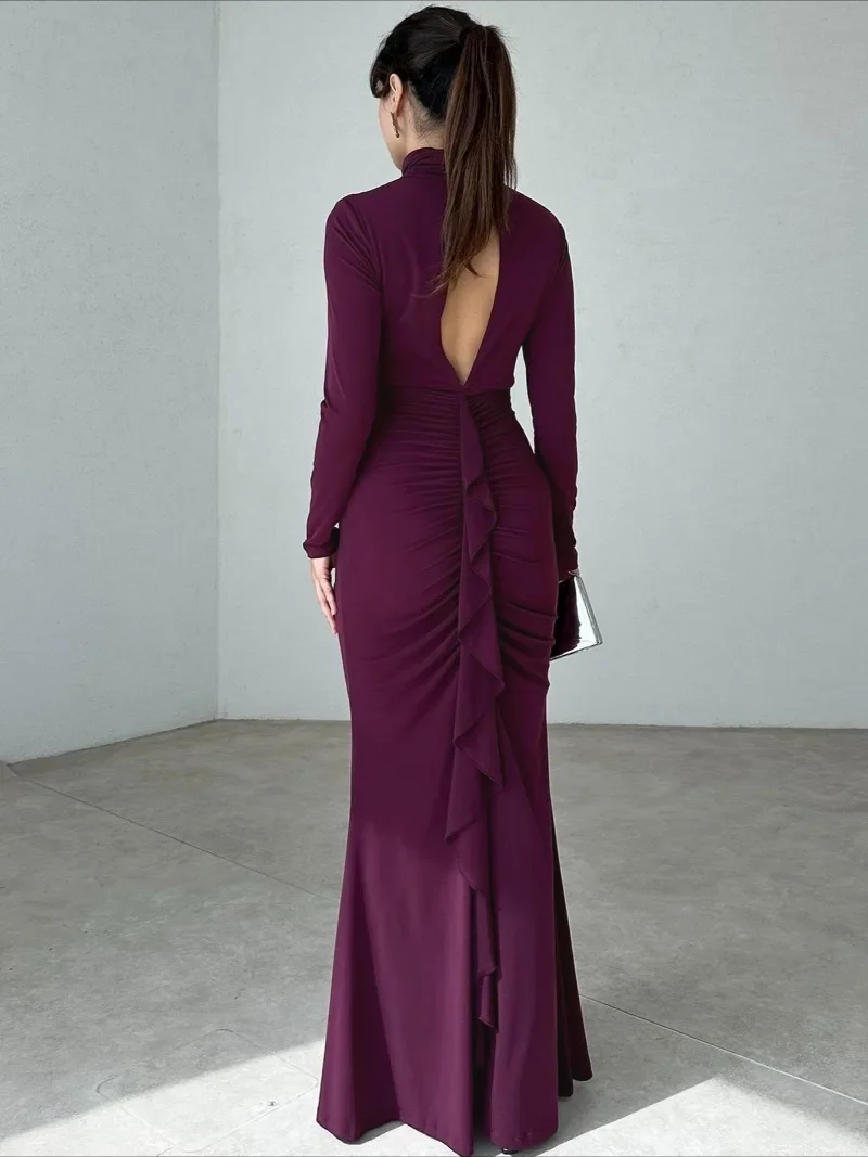 Женские элегантные длинные платья с открытыми рюшами осень-зима 2024 водолазка