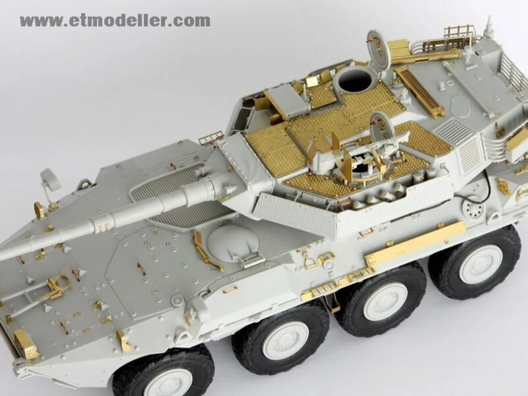 Фото E.T.MODEL 1/35 E35-003 Набор деталей из полиэтилена для модели испанской армии Centauro VRC-105, совместимый с TRUMPETER 00388 №2