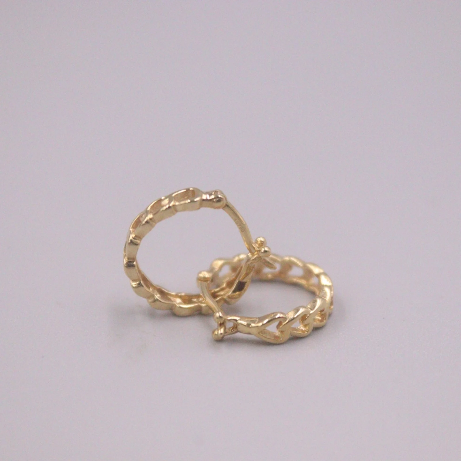 

Real Pure 18K Yellow Gold Hoop Women Lucky Hollow Heart Link Earrings 1.6-1.8g