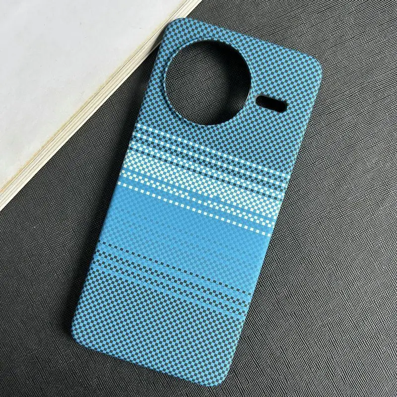 Фото Чехол для Xiaomi POCO F7 Ultra Redmi K80 Pro, тонкий, с полосками, из углеродного волокна, текстурированный пластик, полупрофильный, ударопрочный жесткий чехол №3