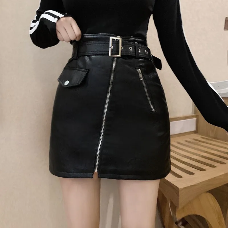 

2020 autumn and winter new fashion Korean version of high waist a-line leather skirt, short wild thin zipper female trend
