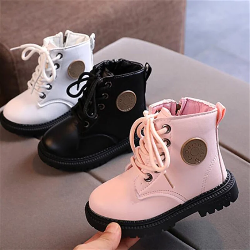 Детские кожаные ботинки новинка 2021 модные детские Ботинки Martin на мягкой подошве