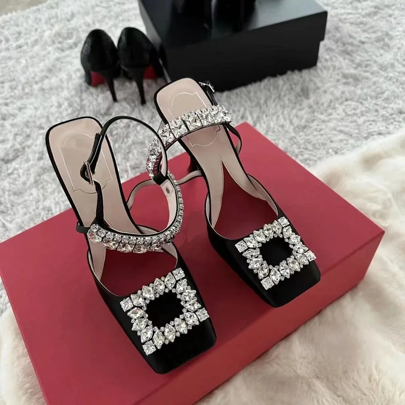 

Fashion Diamond Square Buckle single shoe lace square high heel banquet high heel shoes temperament high heel sandals