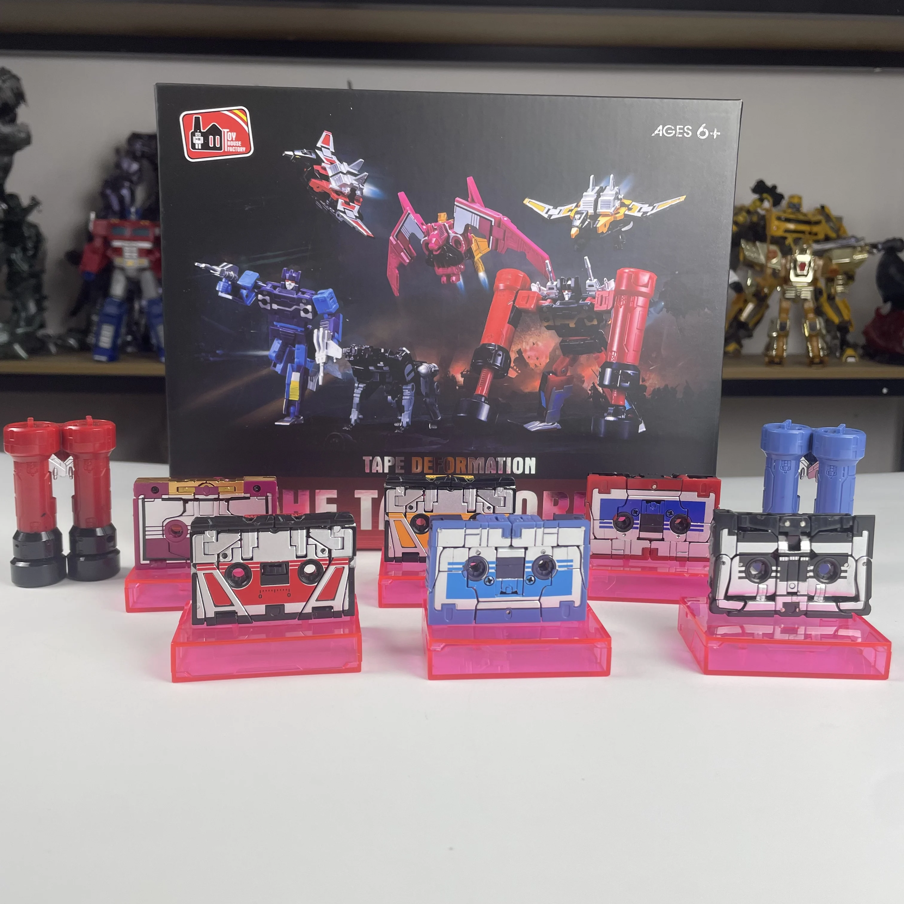 Фото THF-01P6 Игрушки-трансформеры Soundwave Six Tape Troop G1 Mindwipe Rumble Frenzy Ravage Laserbeak Buzzsaw Limit Фигурка Робот Подарок №3