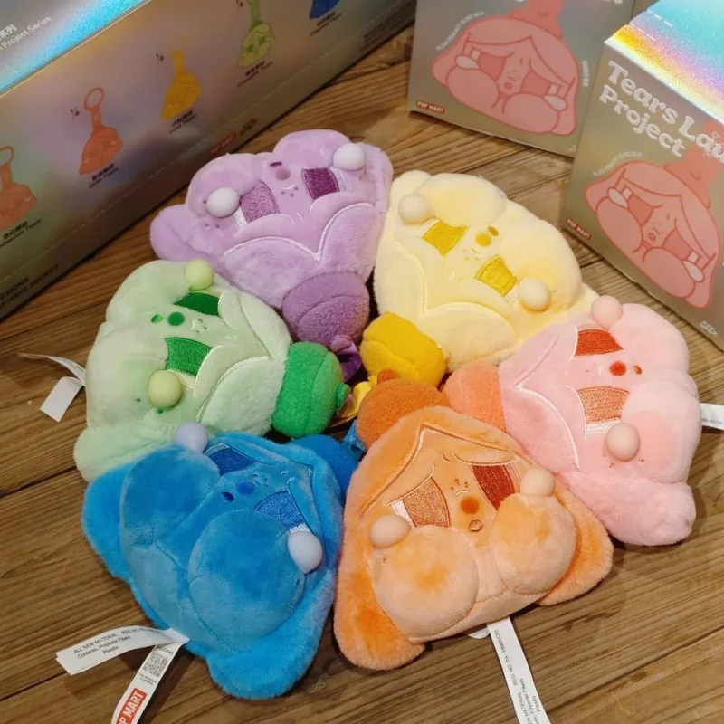 Фото Плюшевый брелок-подвеска Pop Mart Crybaby Tears Launch Project Series, случайный стиль (1 шт.), для сумок, ключей, декора, детских подарков (версия для ЕС, без упаковки) №4