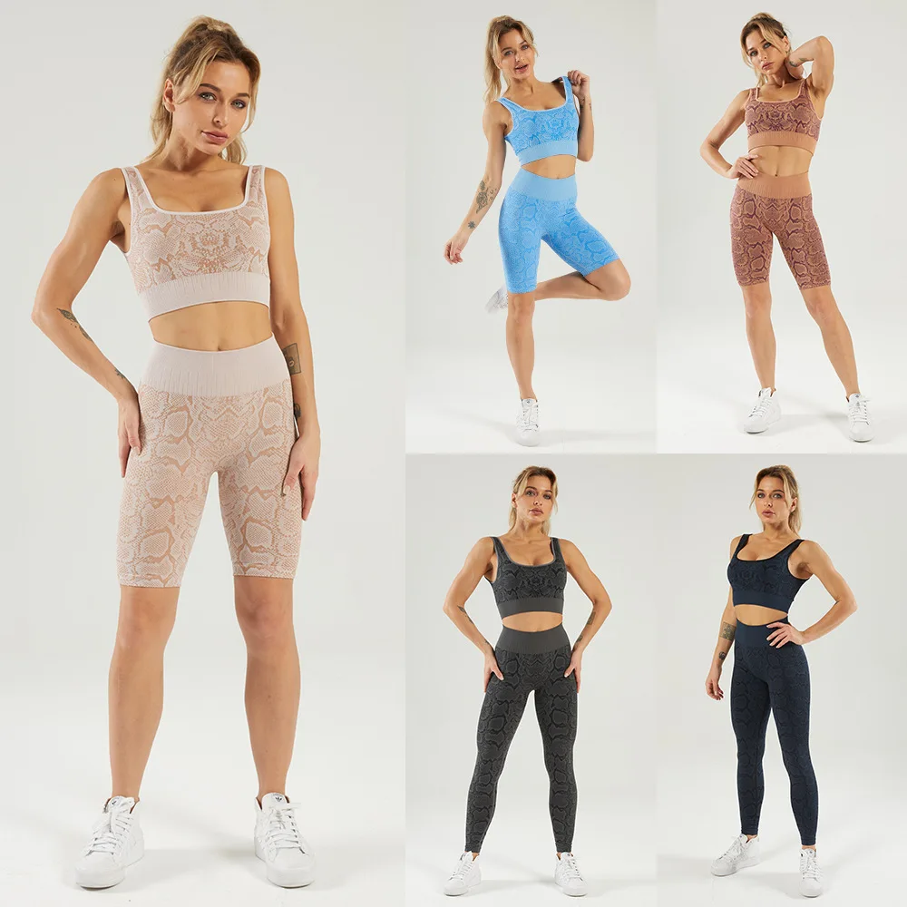 

New seamless snakepattern sports fitness yoga suit seamless workout