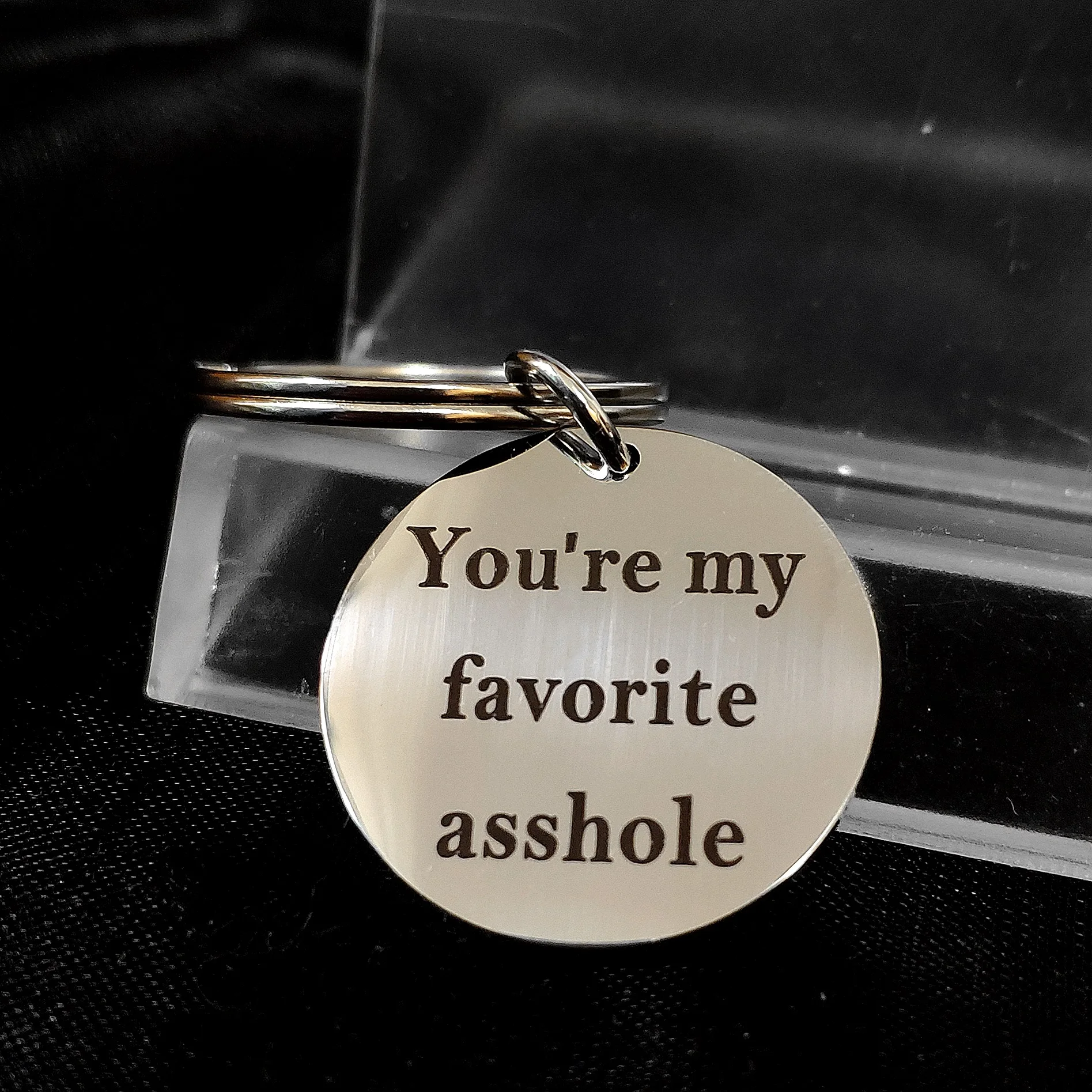 

Metal Pendant Keychain for Car Keys Round Plate Spoof Graduation Gift Creative You Are My Assh*le Fuuny Ornaments Keyring Holder