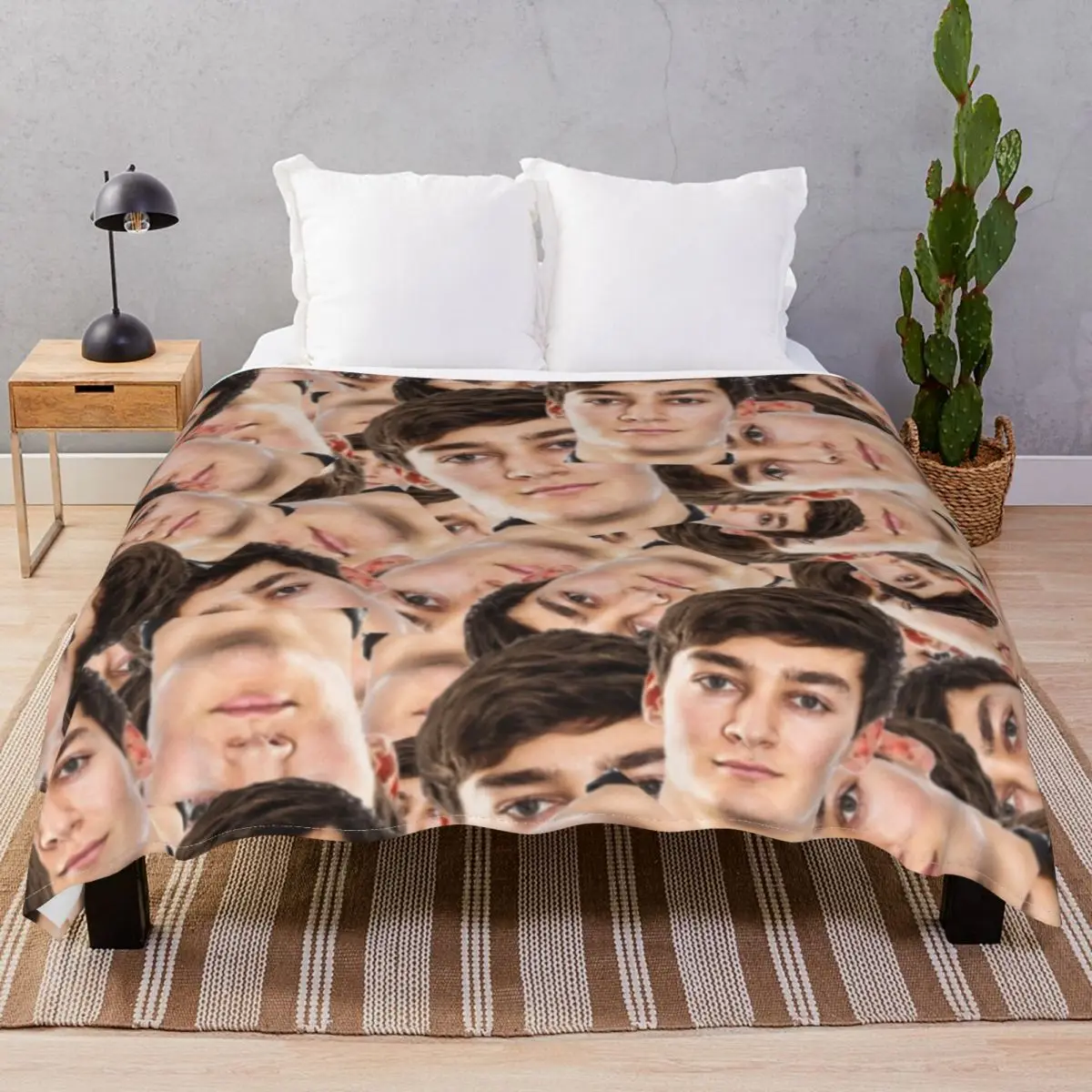 

George Russell Face Quadrant Blankets Fleece Decoration Fluffy Unisex Throw Blanket for Bed Sofa Camp Office