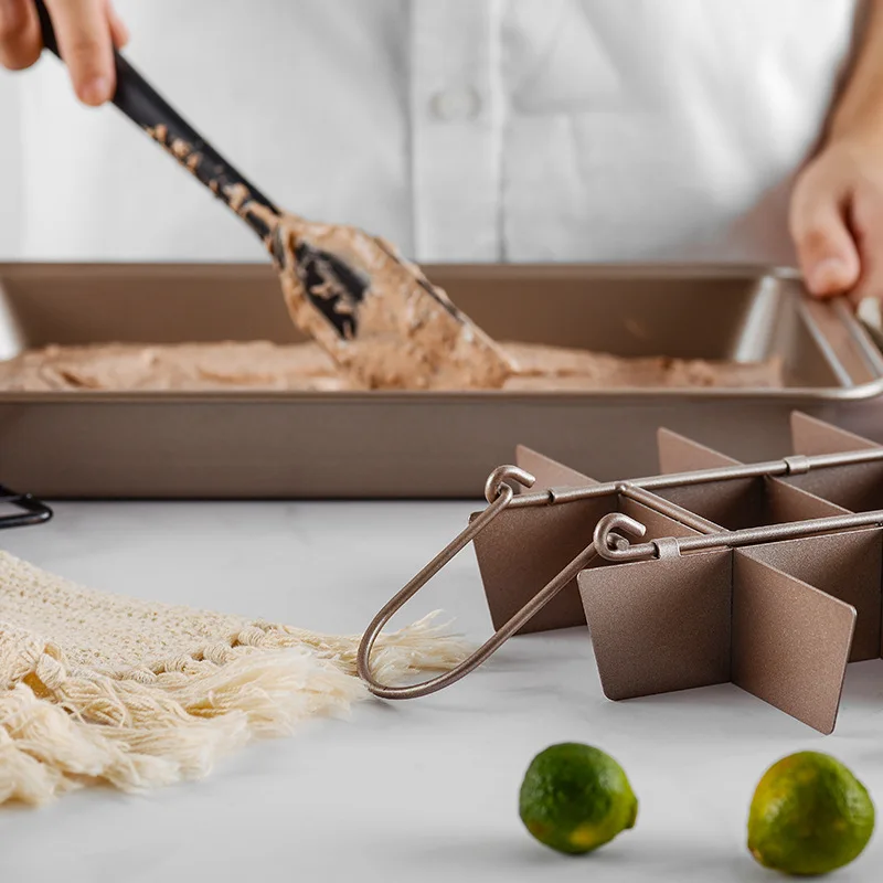 

Mold Heat Resistant Steel Bakeware Oven Cookie Sheets Non-stick Brownie Pan with Dividers Baking Tray Chocolate Dessert Cake