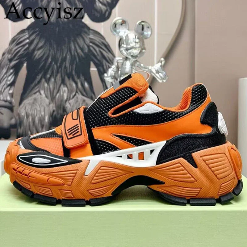 

Кроссовки унисекс из натуральной кожи, на плоской толстой подошве